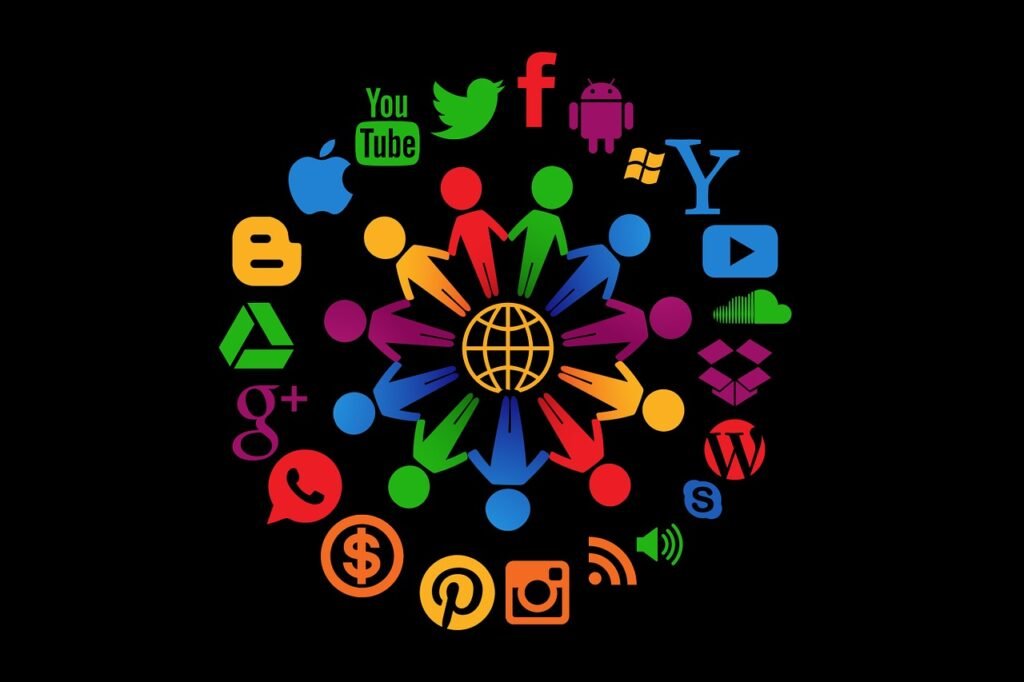 Why You Should Outsource Social Media Marketing